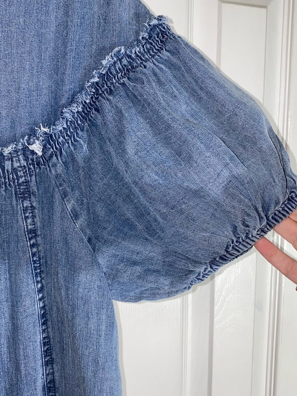 Easel Blue Denim Summer Boho Midi Dress Button M Puff Sleeve AA20 - Picture 4 of 10